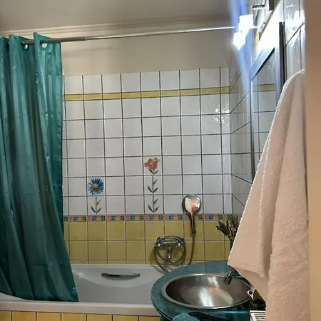 Olga-corfu * Kynopiástai