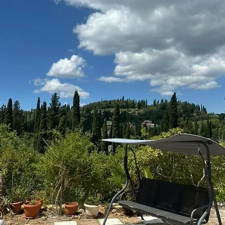 Olga-corfu Lejlighed