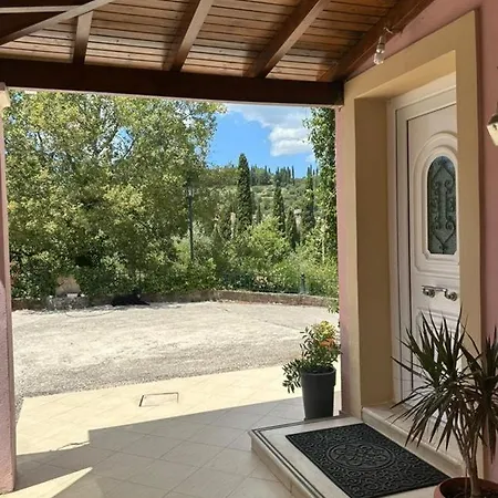 Olga-corfu * Kynopiástai