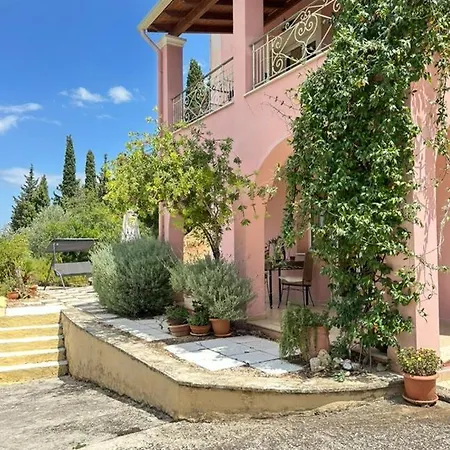 Olga-corfu * Kynopiástai