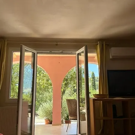 Olga-corfu * Κυνοπιάστες