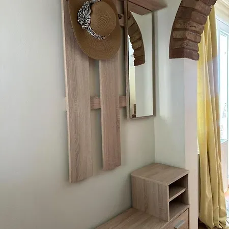 Olga-corfu * Kynopiástai