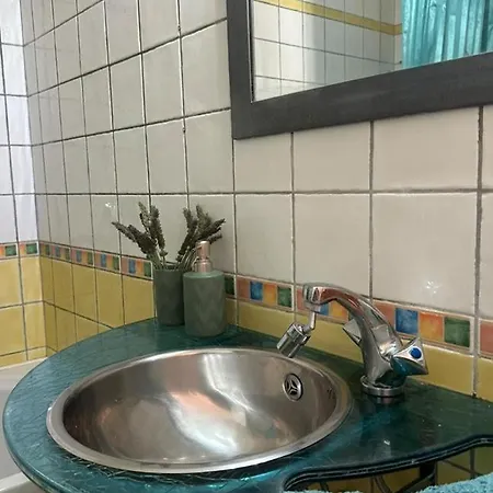 Olga-corfu * Kynopiástai